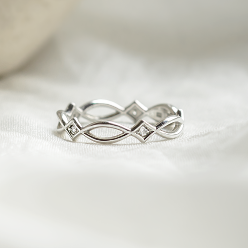 Netradiční snubní prsten s propletením TARANIS