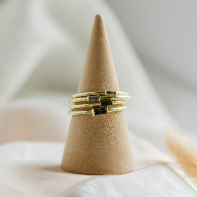 Gold ring with tapered baguette gray diamond GERRY