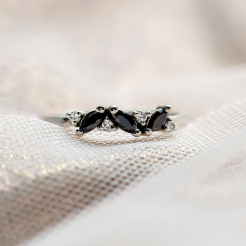 Gold ring with marquise black and classic diamonds VALLO