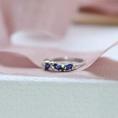 Gold ring with sapphires and round diamonds VALLY