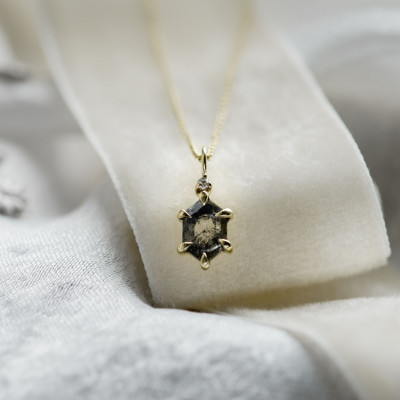 Gold necklace with hexagon salt'n'pepper diamond VANESSA