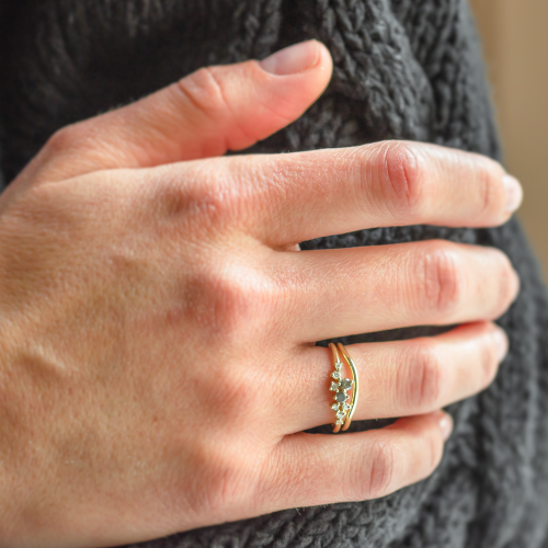 Gold rings set with salt and pepper diamonds FLYN