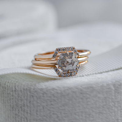 Wedding set of rings with salt'n'pepper diamonds POET