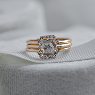 Wedding set of rings with salt'n'pepper diamonds POET