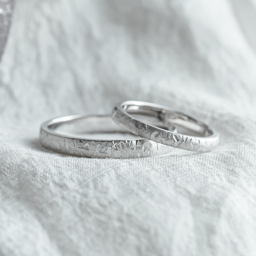 Matte wedding rings with unusual surface AIDA