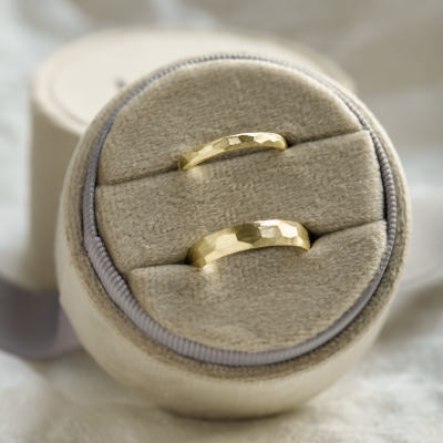 Hammered gold wedding rings BOME