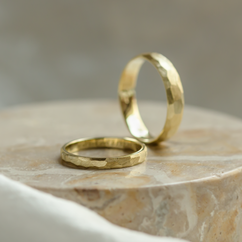 Hammered gold wedding rings BOME