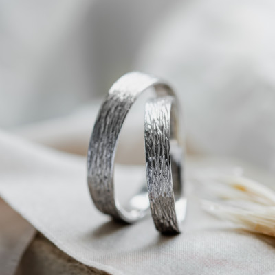 Unusual wedding bands with woodbark surface BRANCH