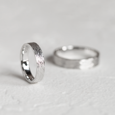 Unusual wedding bands with woodbark surface BRANCH