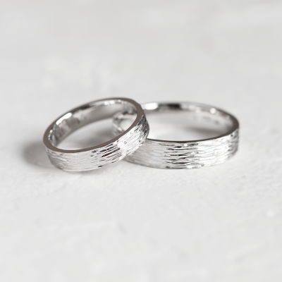 Unusual wedding bands with woodbark surface BRANCH