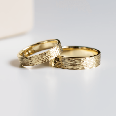 Unusual wedding bands with woodbark surface BRANCH