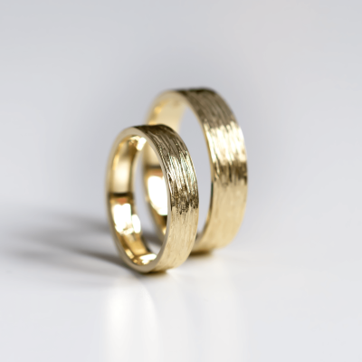 Unusual wedding bands with woodbark surface BRANCH
