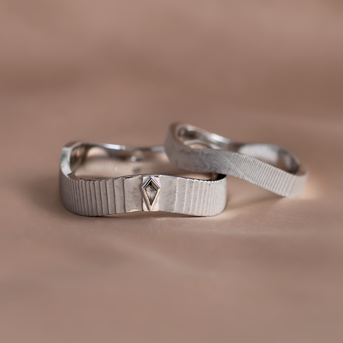 Original wedding rings with salt and pepper diamond CHARLES