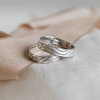 Originální snubní prsteny s vlnkami FIUME