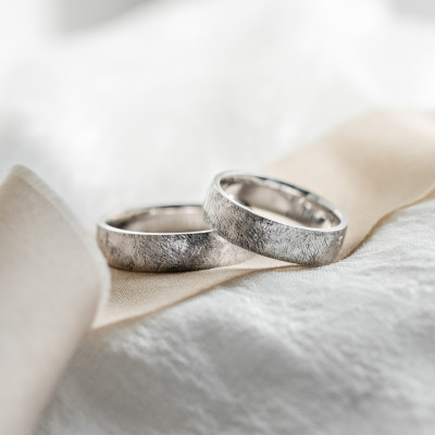 KAWI platinum wedding rings