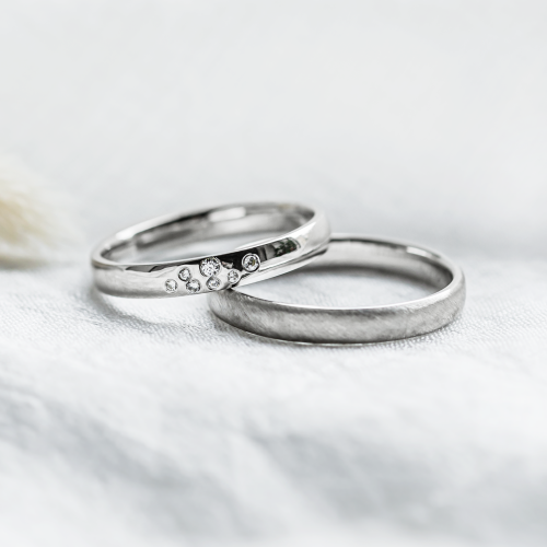 Matte and shiny wedding rings LEONIDAS