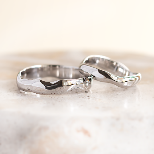 Irregular platinum wedding rings LUAPA