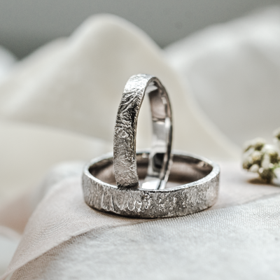 Unusual wedding bands with moon surface LUNE