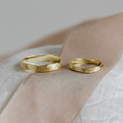 Gold twig wedding rings MIANA