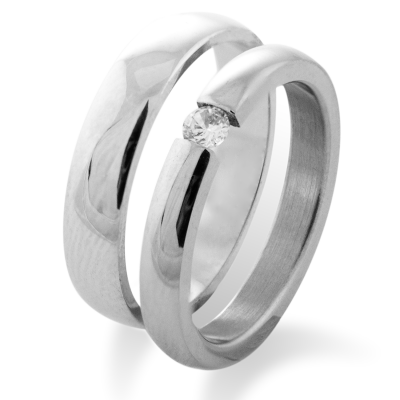 MOLLE  platinum and diamond dressing wedding rings
