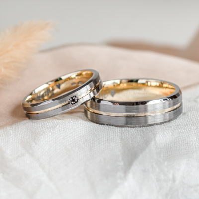 MOON black gold wedding rings with diamond