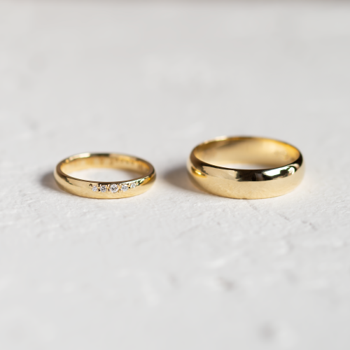 Gold wedding rings with diamonds NICOS