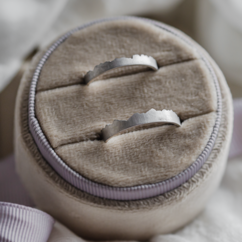 Unusual wedding rings with mountain motive PEAK