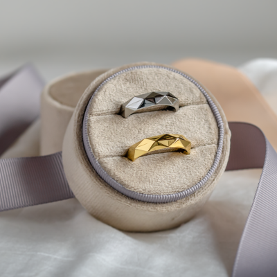 Originální zlaté snubní prsteny RIFA