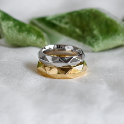 RIFA unordinary gold wedding rings