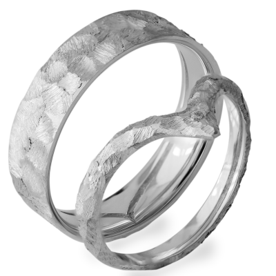 Wedding rings with matte faceted finish RIO