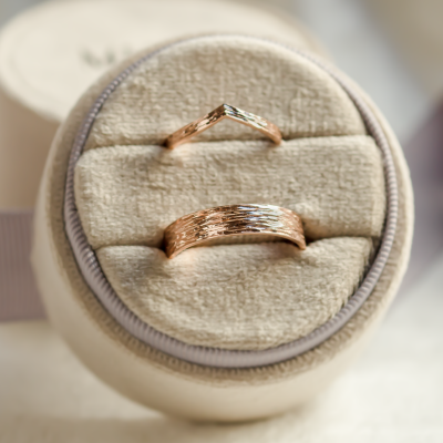 Gold wedding rings with natural surface SIENA