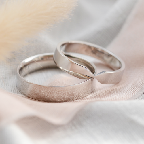 Zlaté snubní prsteny se zúženým středem TAPPI