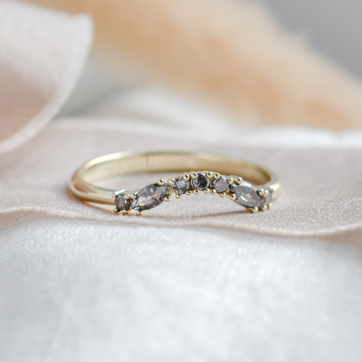 Curved wedding ring with salt and pepper diamonds WESTON