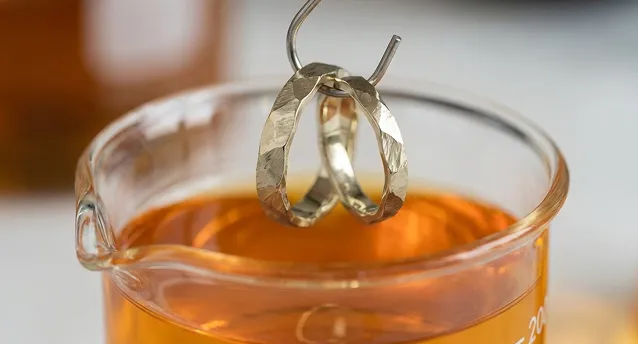 White gold without rhodium